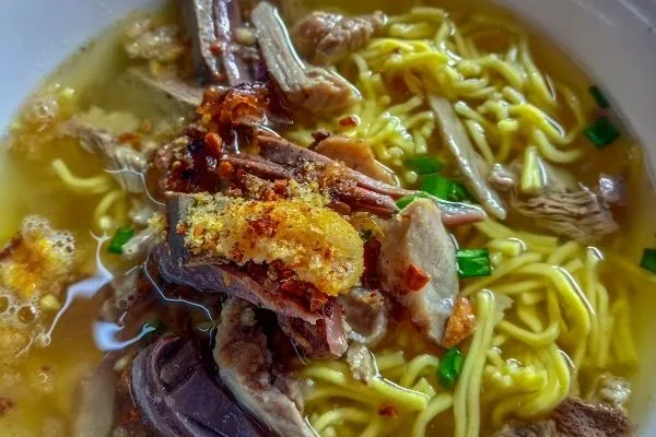 Get your Batchoy Fix in these 8 Spots in Iloilo
